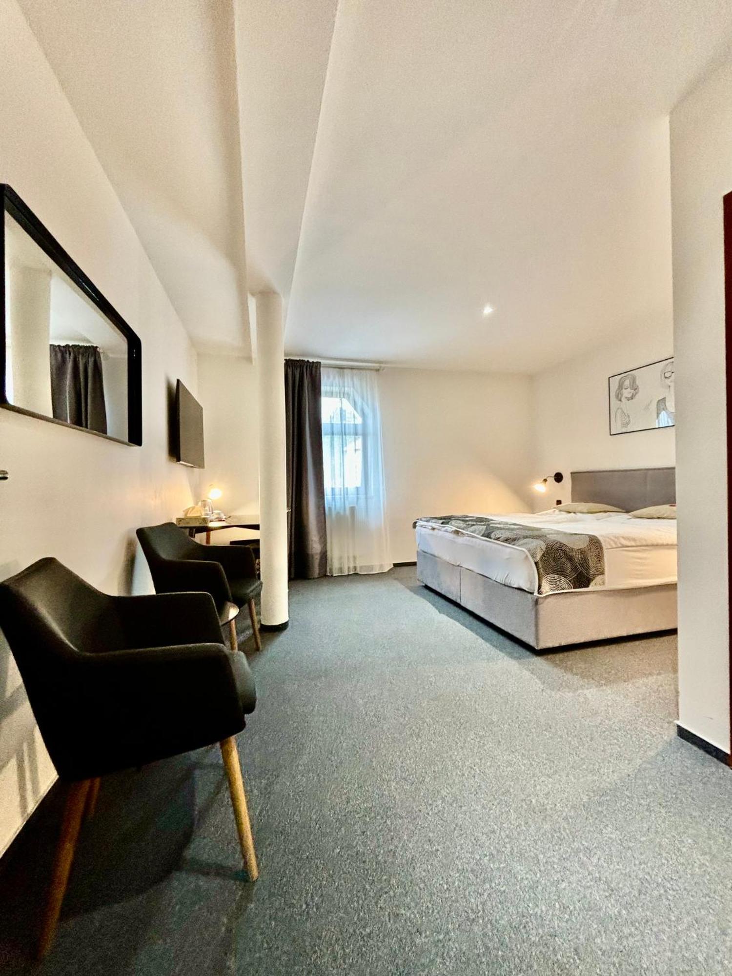 Rozmaryn Rooms & Apartments Rakovník Екстериор снимка